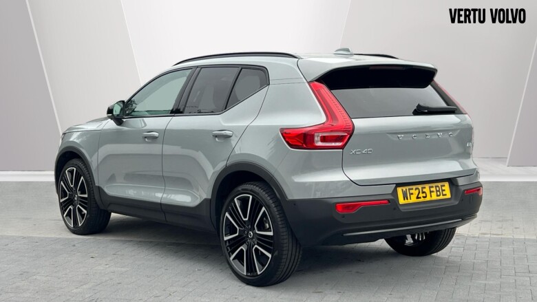 Volvo XC40 2.0 B3P Ultra Dark 5dr Auto Petrol Estate